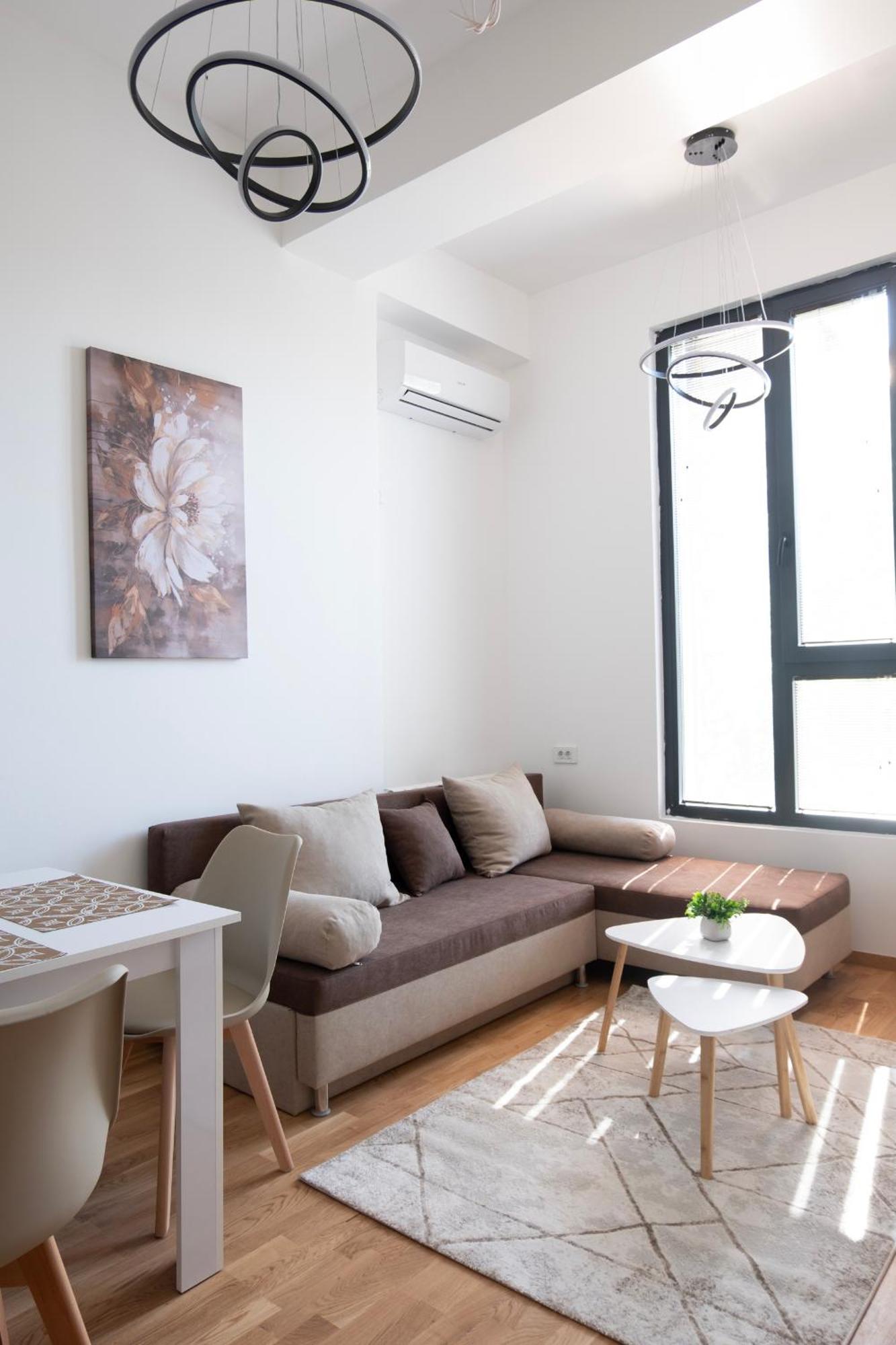 Home Art Apartments Skopje Bagian luar foto