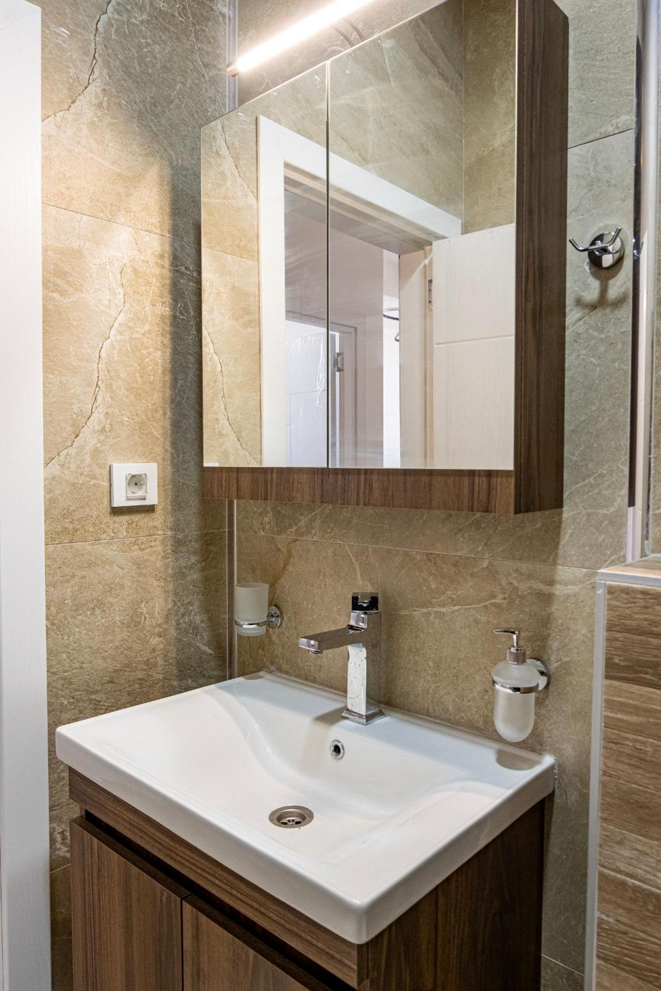 Home Art Apartments Skopje Bagian luar foto