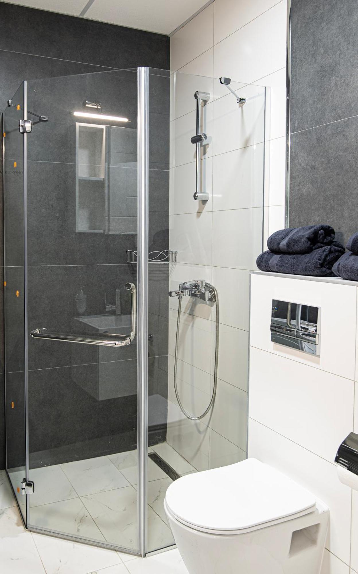 Home Art Apartments Skopje Bagian luar foto