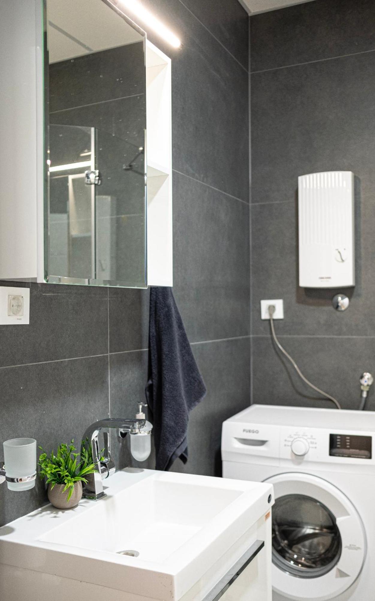 Home Art Apartments Skopje Bagian luar foto