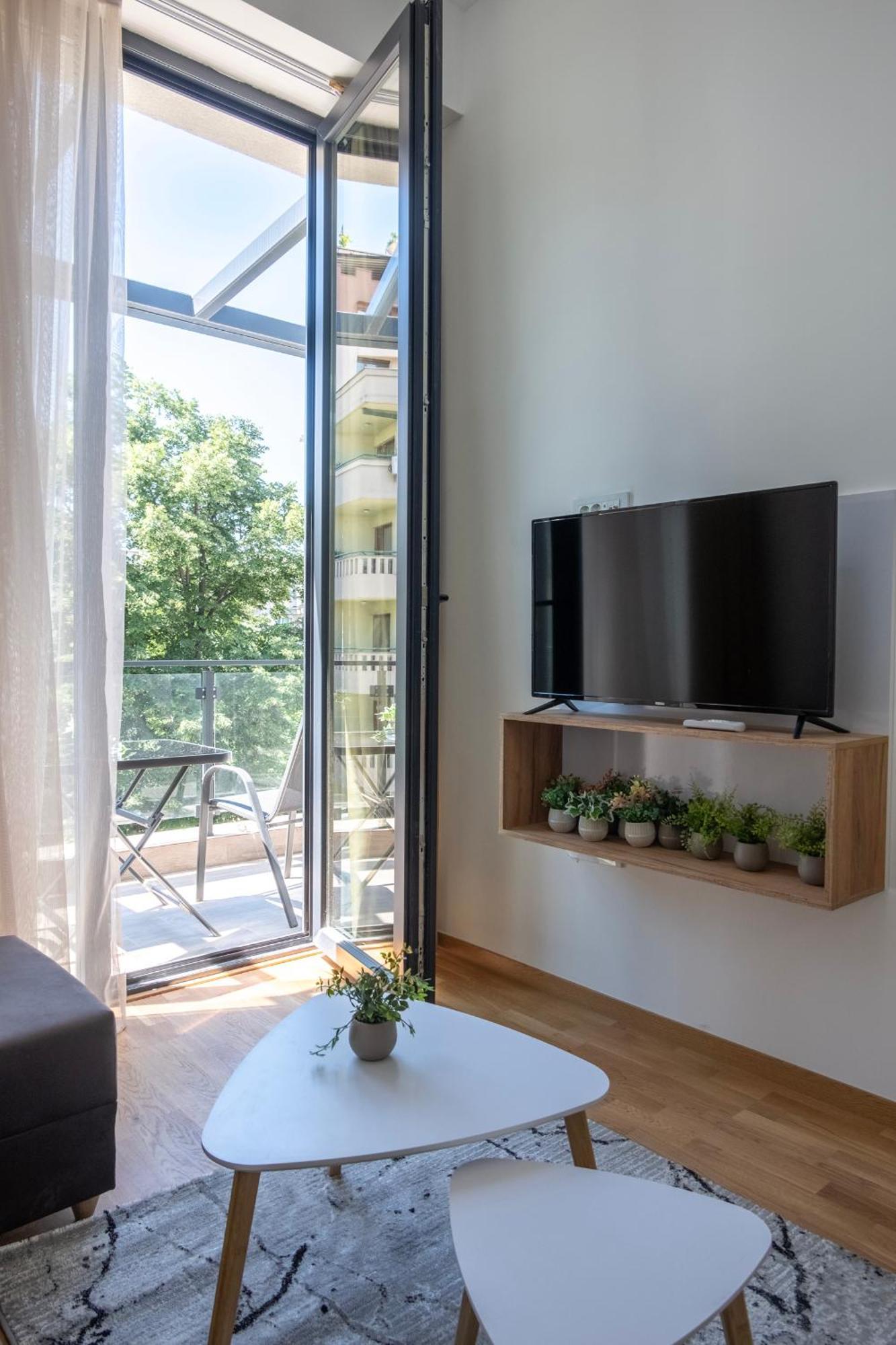 Home Art Apartments Skopje Bagian luar foto